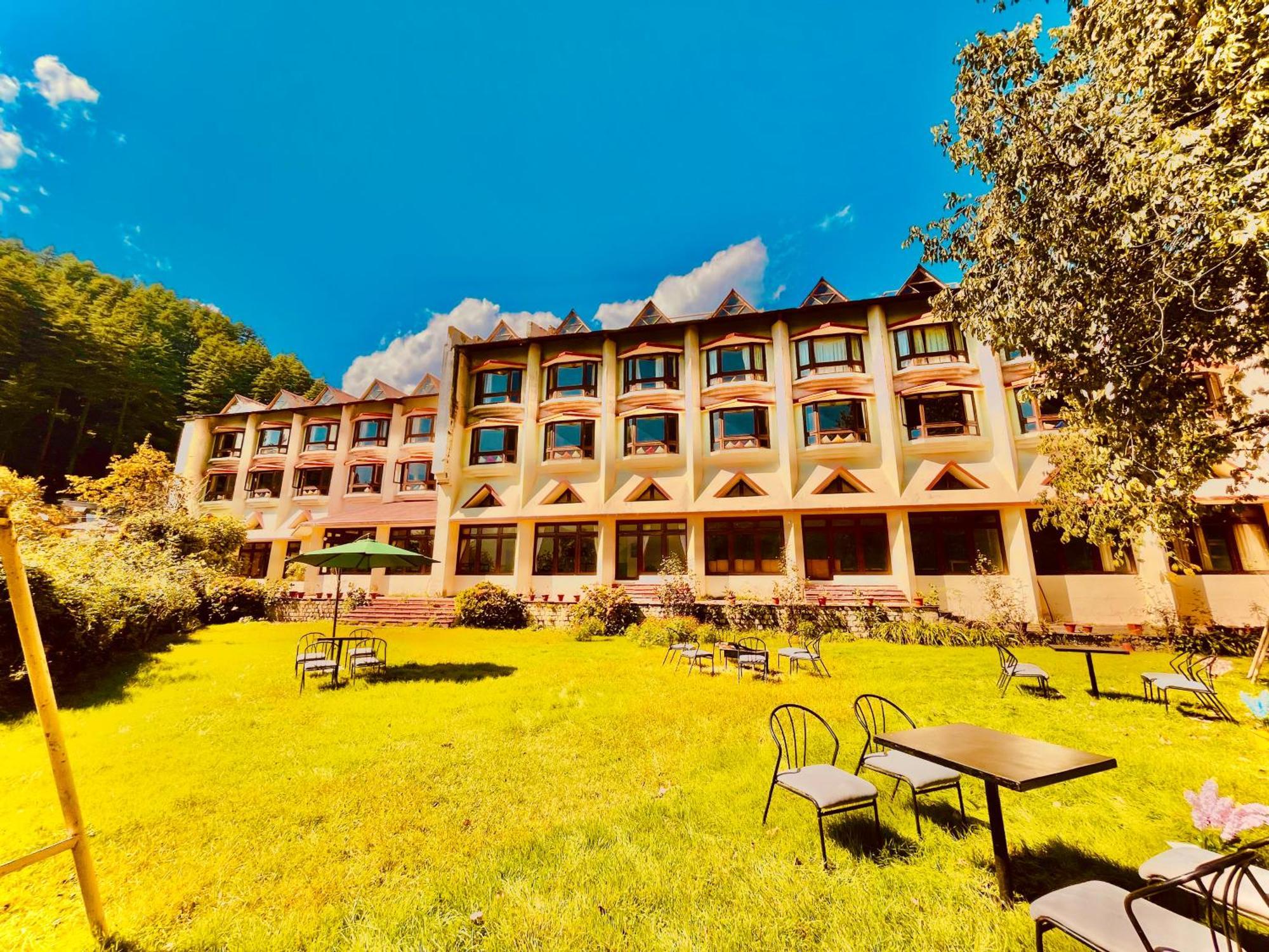 Sagar Resort !! Mountain View ! Luxury Stay ! Family Resort ! Private Parking ! Near Mall Road Manali  Luaran gambar