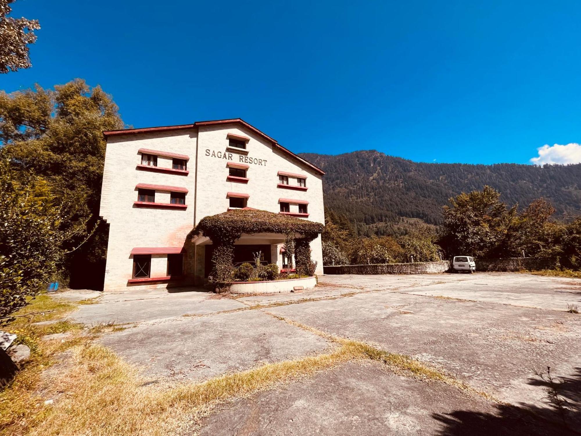Sagar Resort !! Mountain View ! Luxury Stay ! Family Resort ! Private Parking ! Near Mall Road Manali  Luaran gambar