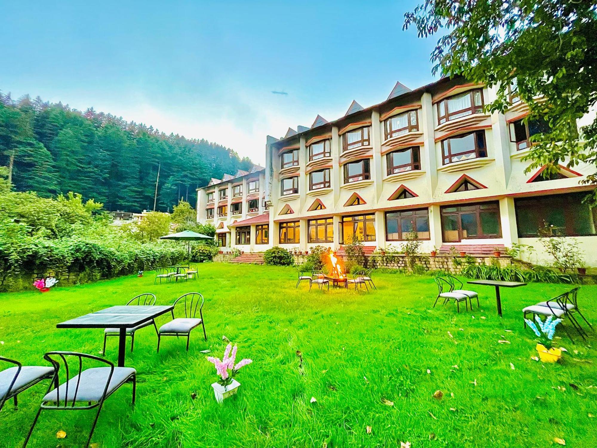 Sagar Resort !! Mountain View ! Luxury Stay ! Family Resort ! Private Parking ! Near Mall Road Manali  Luaran gambar